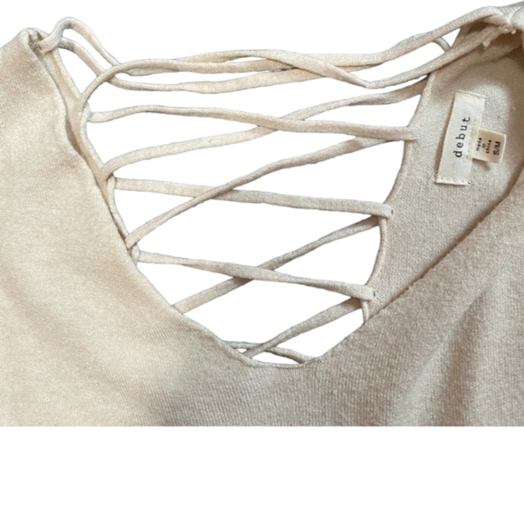 Criss cross back long sleeves - Picture 6 of 12